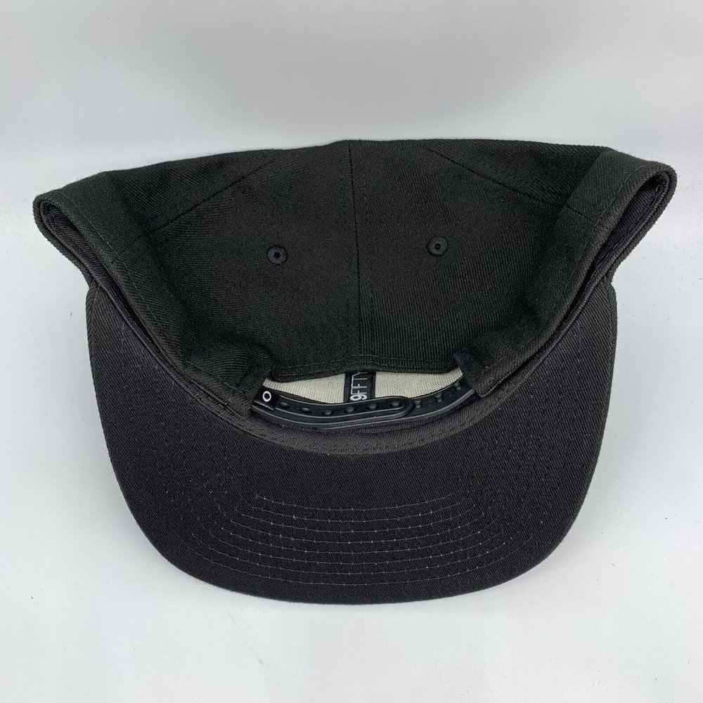 Oakley 9Fifty New Era Hat Snapback Cap - Picture 4 of 7
